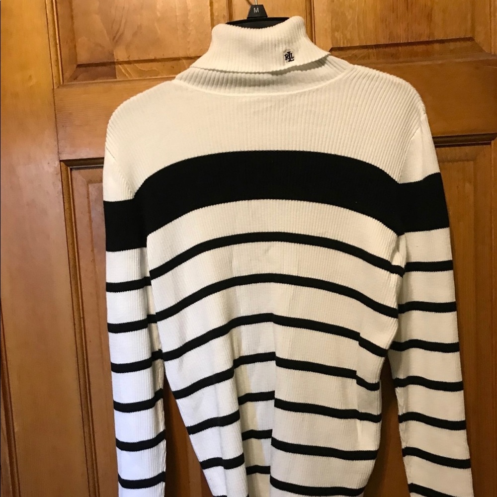 Lauren Ralph Lauren Turtleneck medium